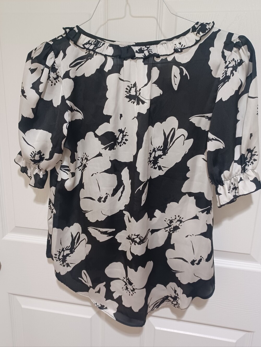 Haver London Silky Blouse With Small Ruffles - Picture 8 of 8